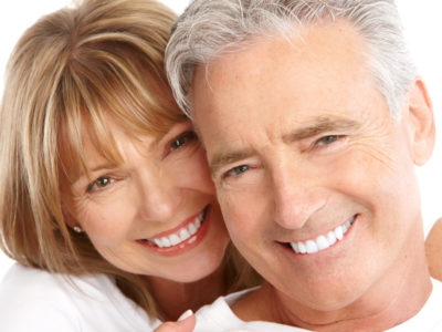 proDentum-Prothese-strahlendes-laecheln